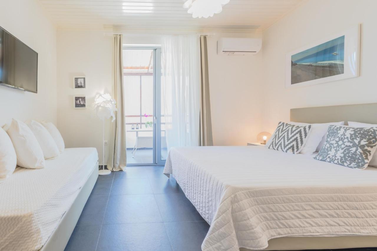 Rotunda Suites Kalamaki Exteriör bild