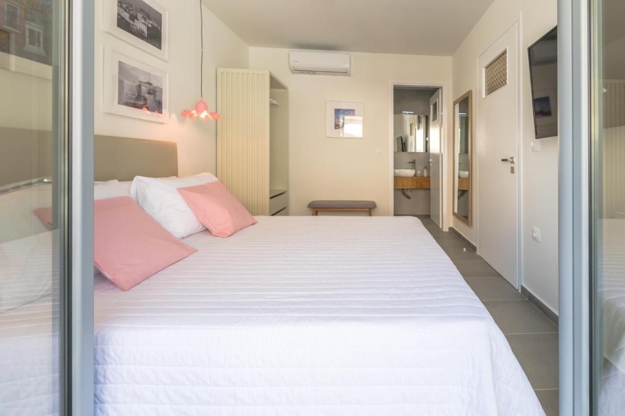 Rotunda Suites Kalamaki Exteriör bild